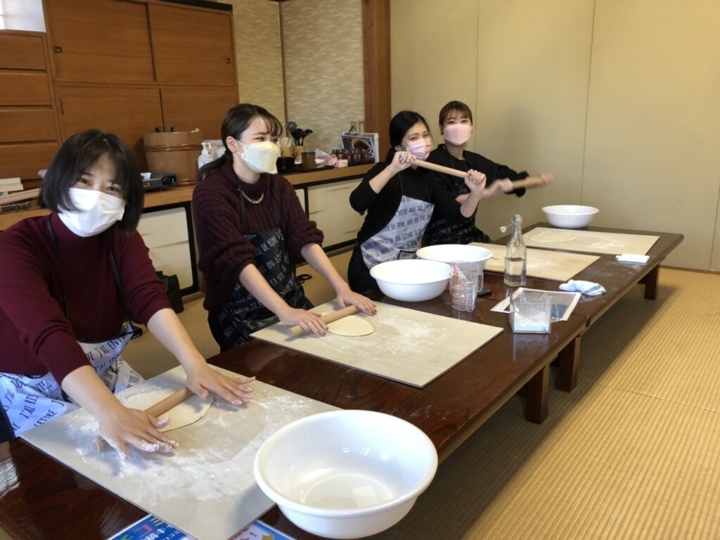 ほうとう作り体験